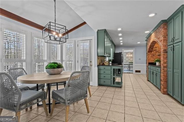 4350 Fallowfield Lane SW, Lilburn, GA 30047