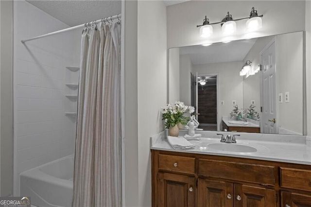 4350 Fallowfield Lane SW, Lilburn, GA 30047