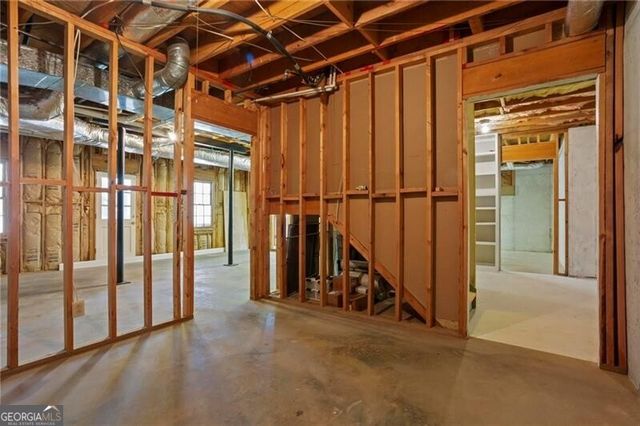 4350 Fallowfield Lane SW, Lilburn, GA 30047