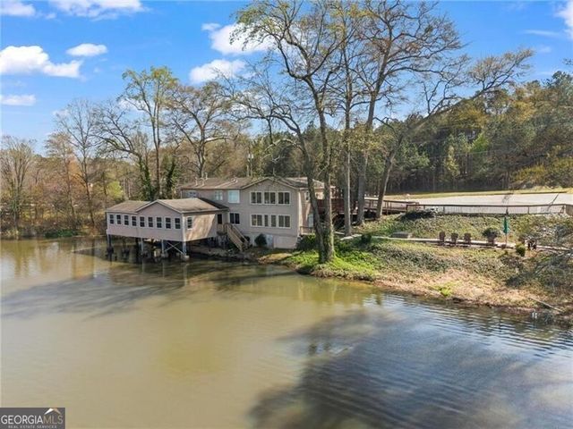 4350 Fallowfield Lane SW, Lilburn, GA 30047