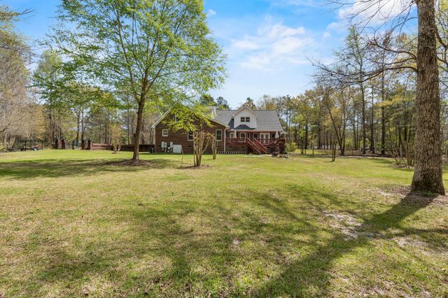 1368 Sunnyhill Drive, Camden, SC 29020