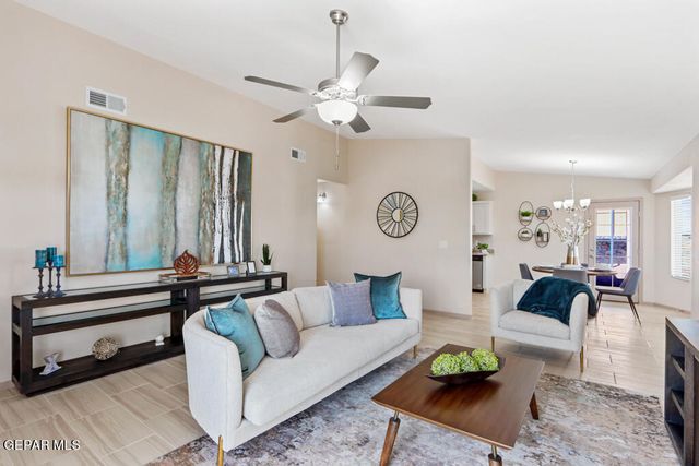 13820 Margaret Ponce Avenue, Horizon City, TX 79928