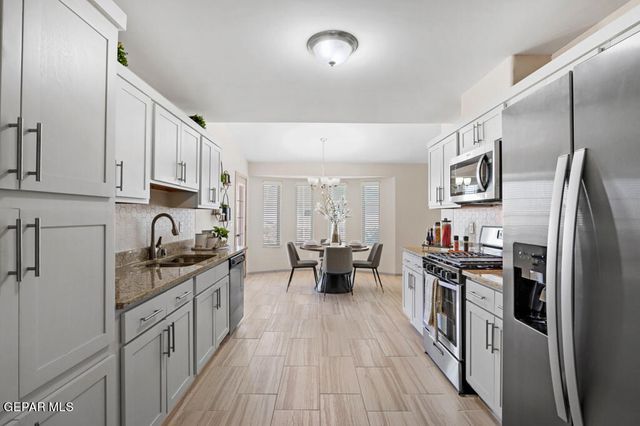 13820 Margaret Ponce Avenue, Horizon City, TX 79928