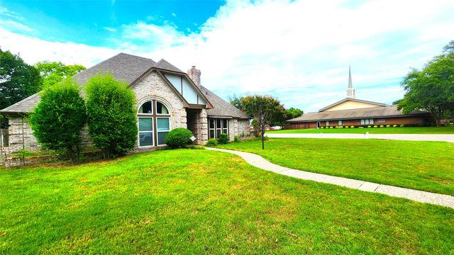 3000 Broken Bow Street, Denton, TX 76209