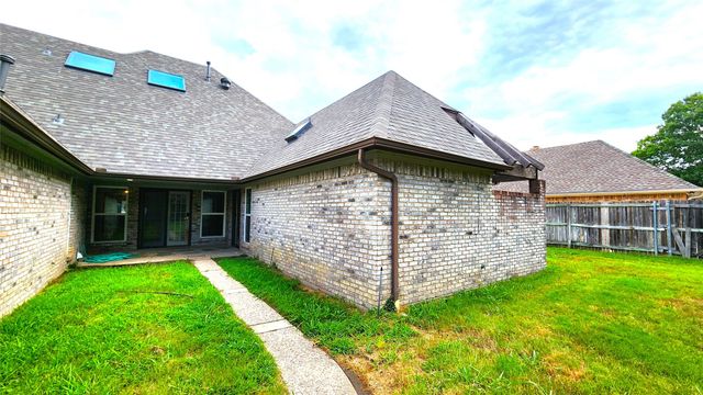 3000 Broken Bow Street, Denton, TX 76209