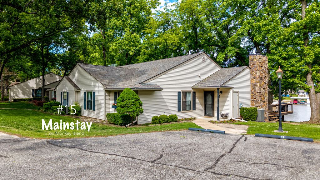 30310 S 562 Road 15, Monkey Island, OK 74331