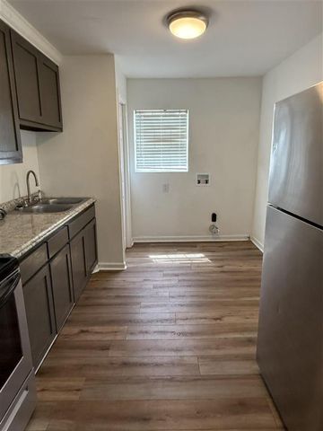 1426 Grein Avenue, Lake Charles, LA 70601