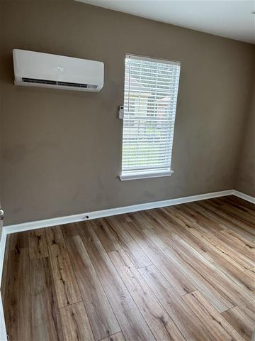 1426 Grein Avenue, Lake Charles, LA 70601