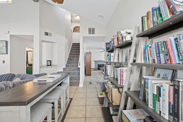 2055 Truman Ln, Oakley, CA 94561
