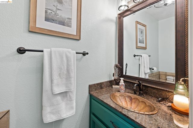 2055 Truman Ln, Oakley, CA 94561