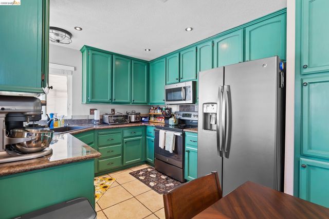 2055 Truman Ln, Oakley, CA 94561