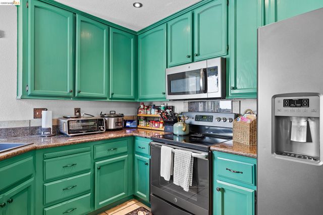 2055 Truman Ln, Oakley, CA 94561