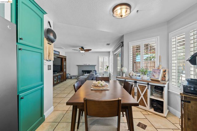 2055 Truman Ln, Oakley, CA 94561