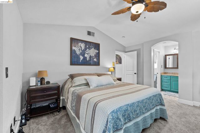 2055 Truman Ln, Oakley, CA 94561