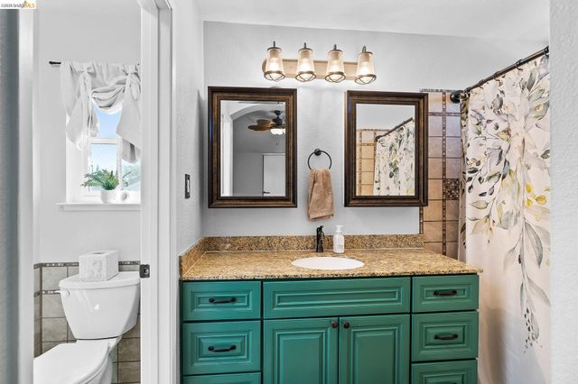 2055 Truman Ln, Oakley, CA 94561