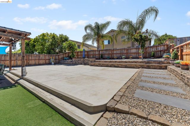 2055 Truman Ln, Oakley, CA 94561