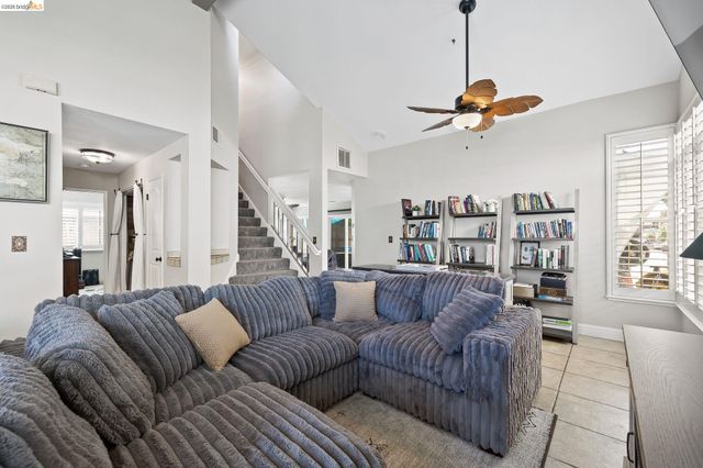 2055 Truman Ln, Oakley, CA 94561