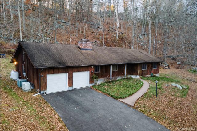 630 Union Valley Road, Mahopac, NY 10541