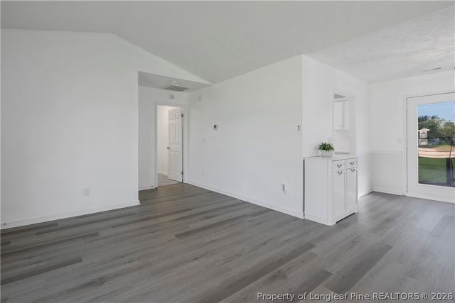129 Cavalier Drive, Raeford, NC 28376