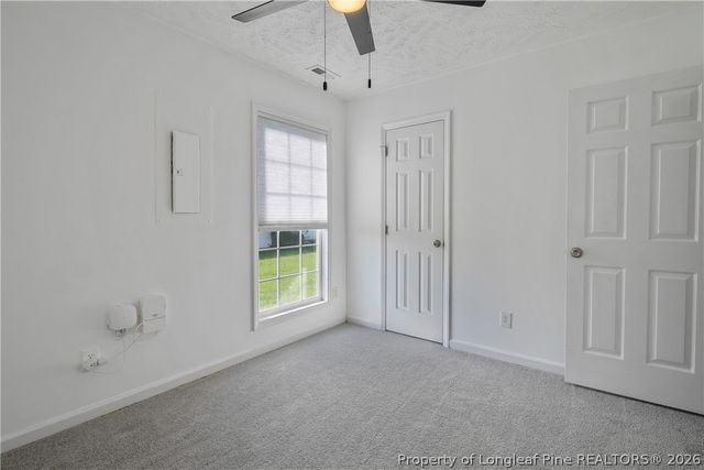 129 Cavalier Drive, Raeford, NC 28376