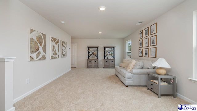 561 Bluff View Ln, Florence, SC 29505