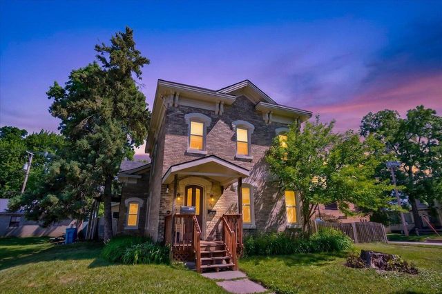 231 4th Street, Baraboo, WI 53913