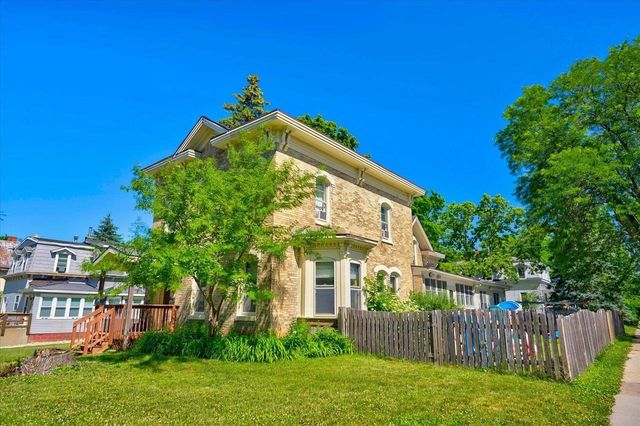 231 4th Street, Baraboo, WI 53913