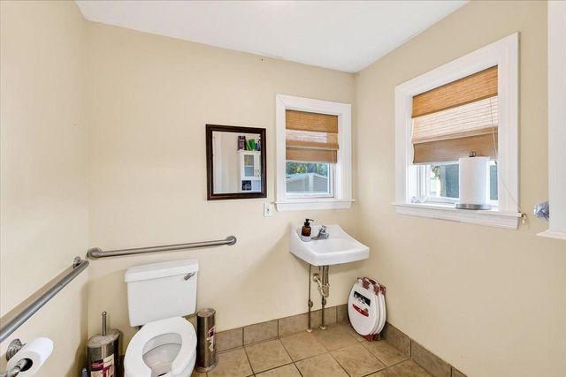 231 4th Street, Baraboo, WI 53913
