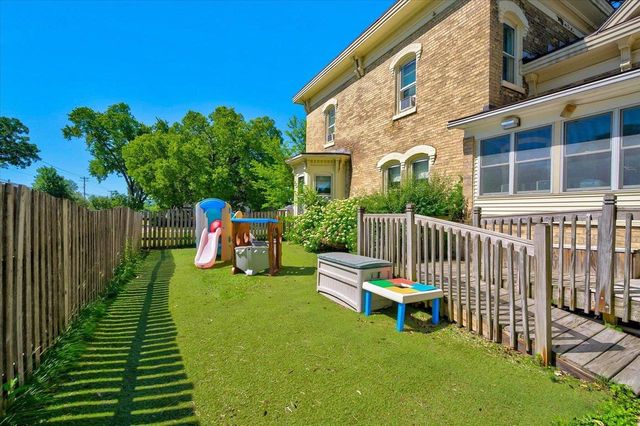 231 4th Street, Baraboo, WI 53913
