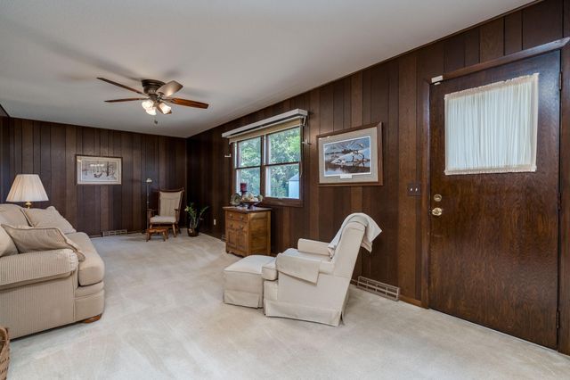137 Marabou Drive, Mankato, MN 56001