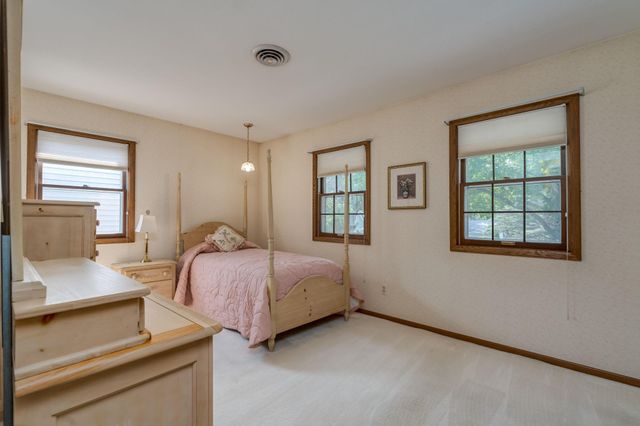 137 Marabou Drive, Mankato, MN 56001