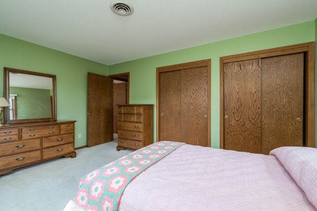 137 Marabou Drive, Mankato, MN 56001