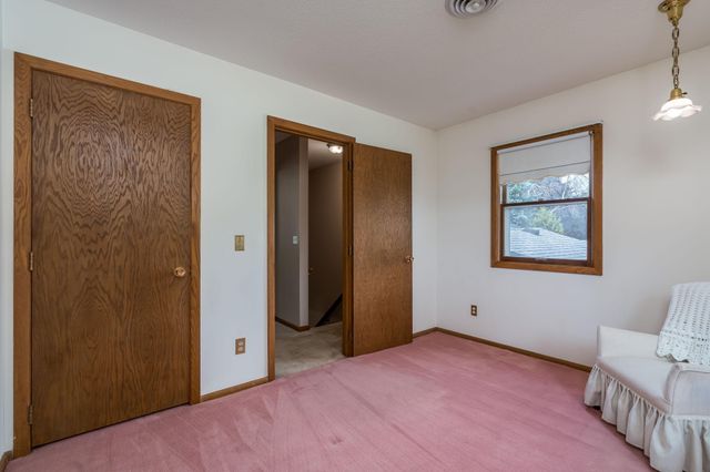 137 Marabou Drive, Mankato, MN 56001