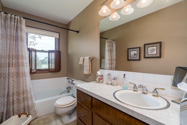 137 Marabou Drive, Mankato, MN 56001