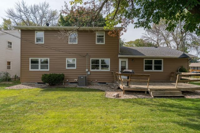 137 Marabou Drive, Mankato, MN 56001