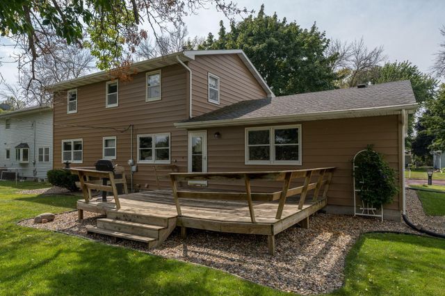 137 Marabou Drive, Mankato, MN 56001