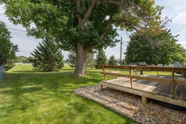 137 Marabou Drive, Mankato, MN 56001
