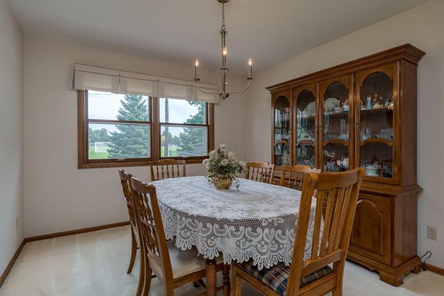 137 Marabou Drive, Mankato, MN 56001