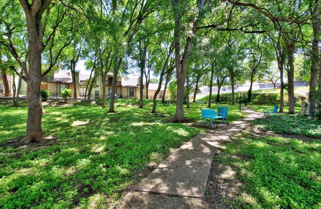 1750 Timber Ridge RD 102, Austin, TX 78741