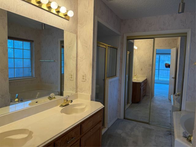 1307 Sequoia Drive, Grand Prairie, TX 75052
