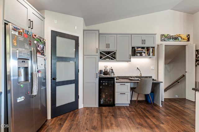 757 NE Tokay, Grants Pass, OR 97526