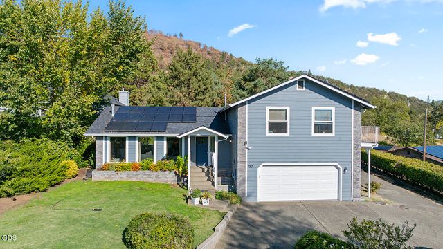 757 NE Tokay, Grants Pass, OR 97526