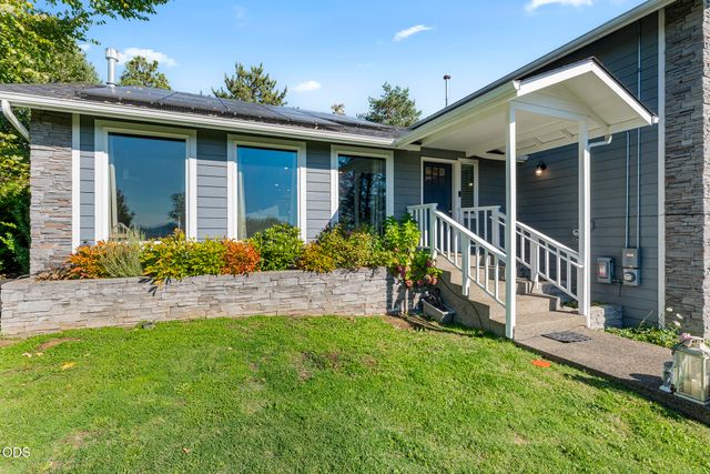 757 NE Tokay, Grants Pass, OR 97526