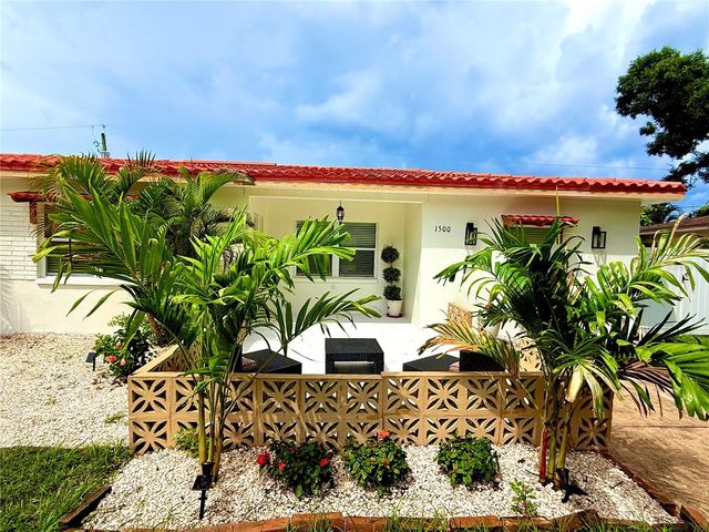 1500 77TH STREET N, St Petersburg, FL 33710