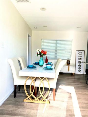 1500 77TH STREET N, St Petersburg, FL 33710