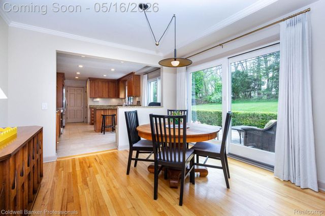 605 Apple Hill Lane, Rochester Hills, MI 48306