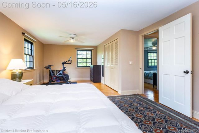605 Apple Hill Lane, Rochester Hills, MI 48306
