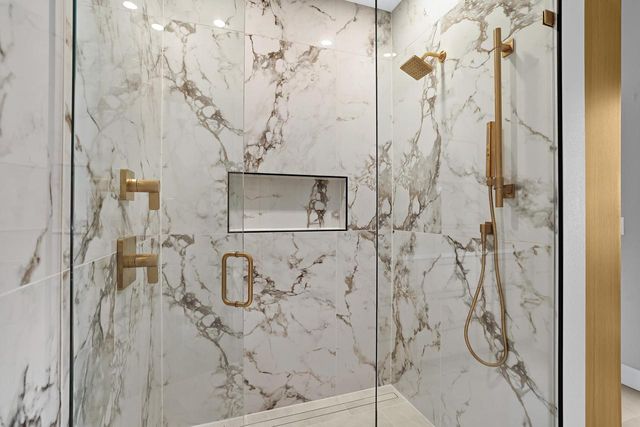 251 Weston ROAD, Holmen, WI 54636