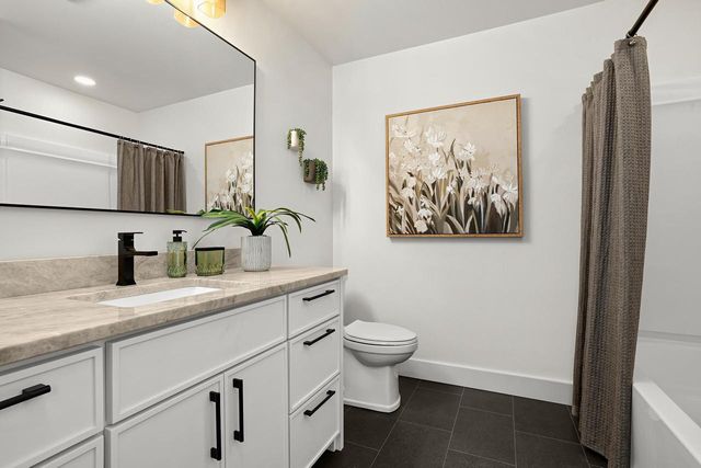 251 Weston ROAD, Holmen, WI 54636