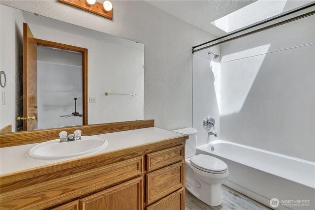 7413 144th Street Ct E, Puyallup, WA 98375